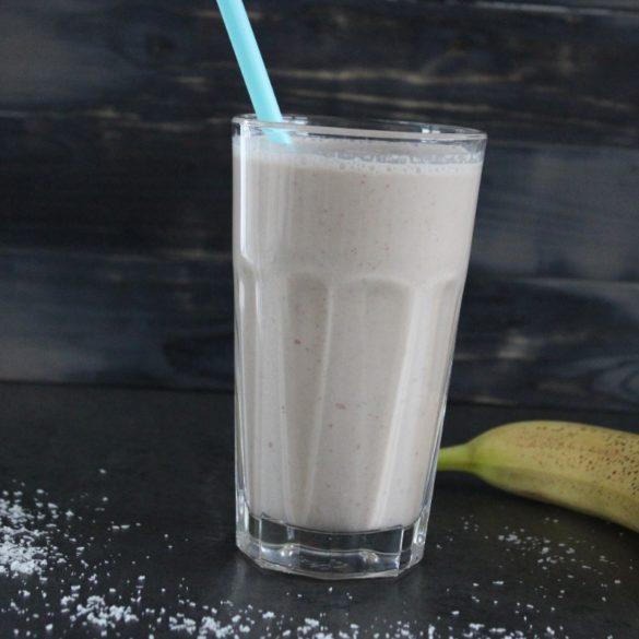Apple banana coconut smoothie